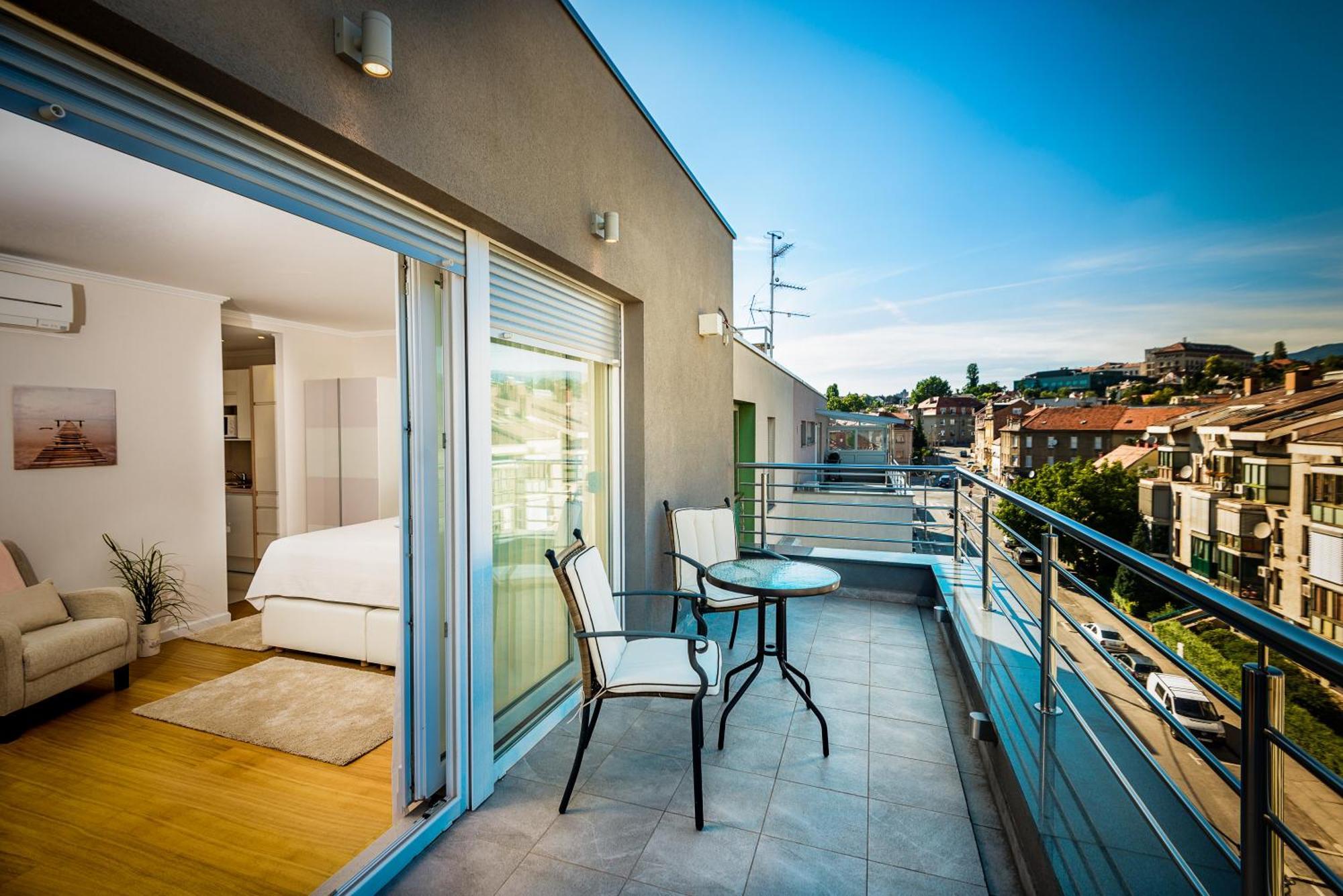 Madison Luxury & Apartmán *